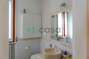 Trilocale ristrutturato con box a Somaglia - foto 11