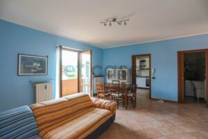 Appartamento in villa con giardino a Agazzano - foto 3