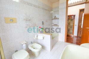 Villa indipendente con giardino a Case Nuove - foto 21