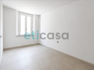 Trilocale ristrutturato in centro città - foto 9