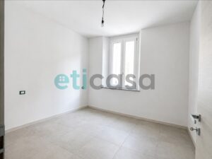 Trilocale ristrutturato in centro città - foto 6