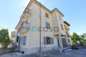 Casa indipendente a Pianello Val Tidone